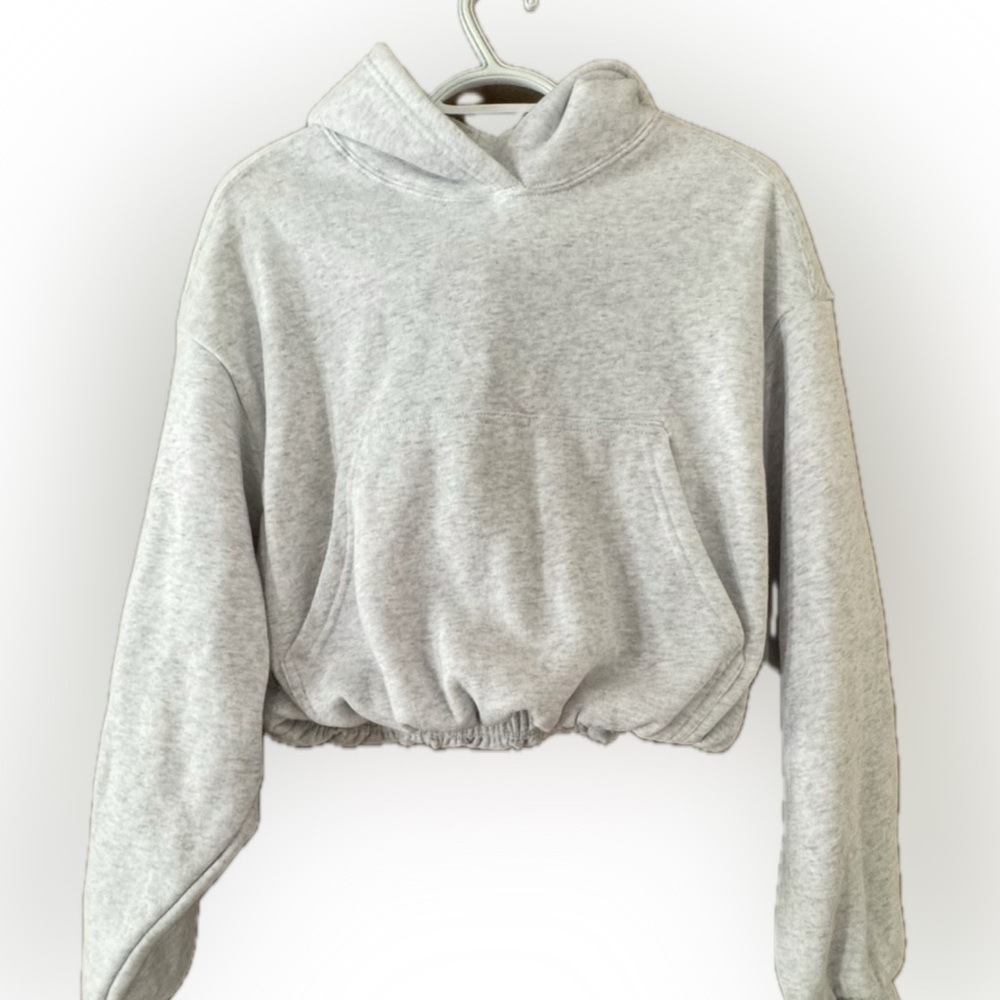 NWT Garage Light Gray Cropped Sweatshirt bubble hoodie